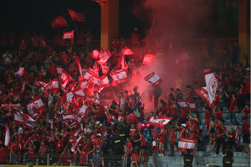 co-tinh-dot-phao-sang-cdv-hai-phong-khien-1-be-5-tuoi-bi-bong-nang-doi-dien-an-phat-tu-vff