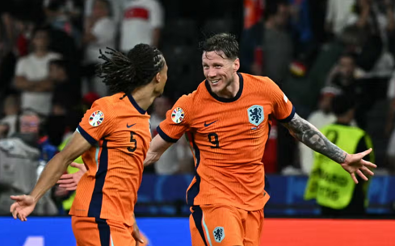 du-de-thua-anh-nhung-ha-lan-tien-vao-ban-ket-cung-da-la-thanh-cong