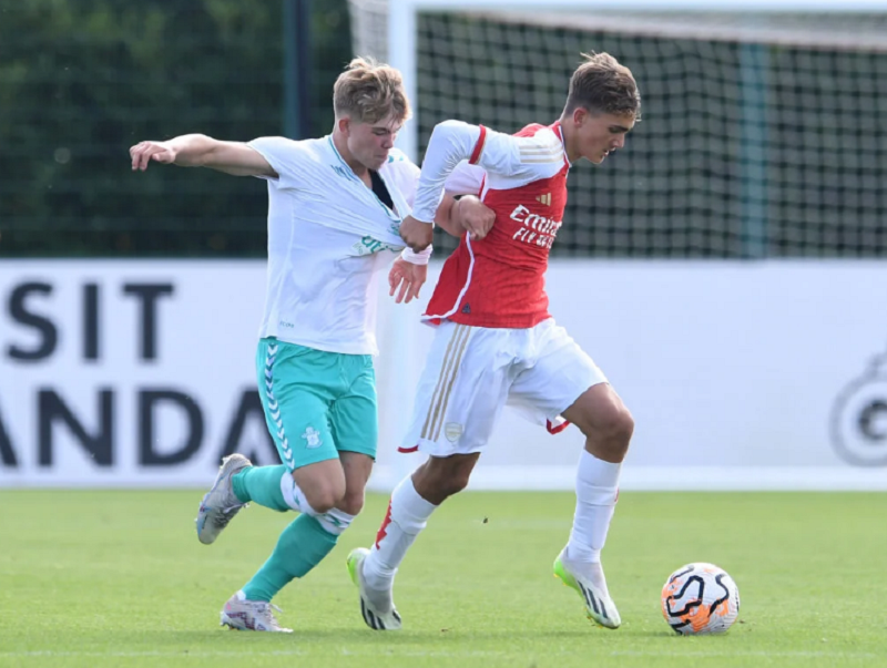 dean-jones-cau-ay-se-duoc-len-doi-1-ars