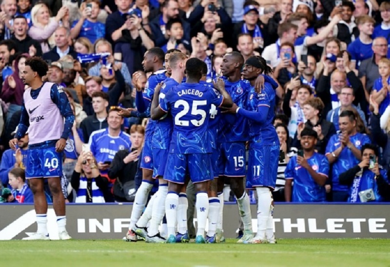 chelsea-lap-ky-luc-dang-quen-du-thang-newcastle