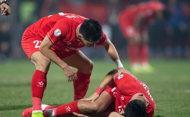 ho-tan-tai-toi-dang-binh-phuc-va-se-som-tro