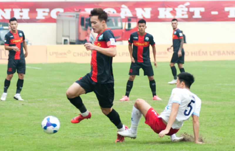 choang-ngop-truoc-dang-cap-cua-hoang-duc-ngoi-sao-khong-the-thay-the-cua-bong-da-viet-nam