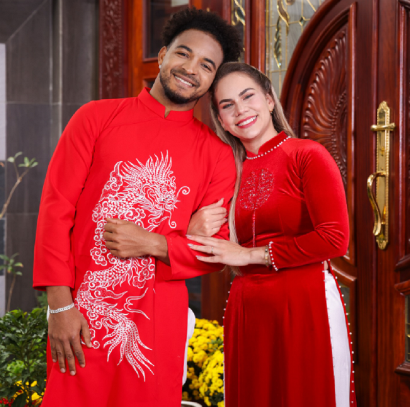 xuan-son-ngay-tet-that-am-ap-va-gan-gui-toi-yeu-net-dep-truyen-thong-viet-nam