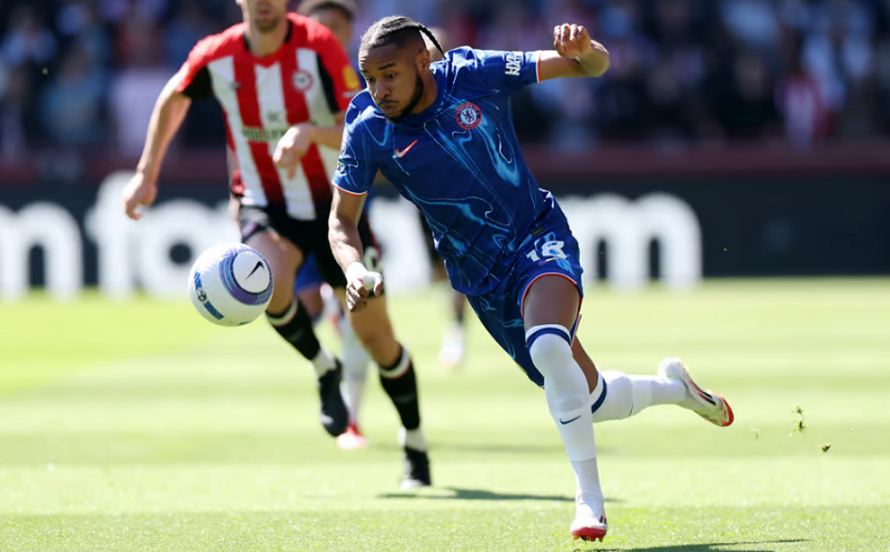 chelsea-roi-ren-trong-long-sau-tran-hoa-voi-brentford-khi-nkunku-va-sanchez-noi-doa-ngay-tren-san