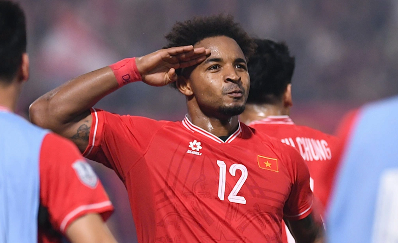 bac-si-doi-tuyen-quoc-gia-dong-vien-xuan-son-trong-ngay-tro-lai