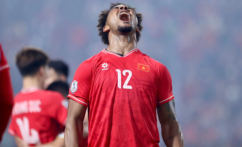 bac-si-doi-tuyen-quoc-gia-dong-vien-xuan-son